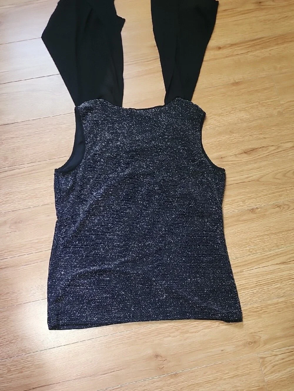 cleo Black and Silver Sparkle Knit Shell - Picture 4 of 4